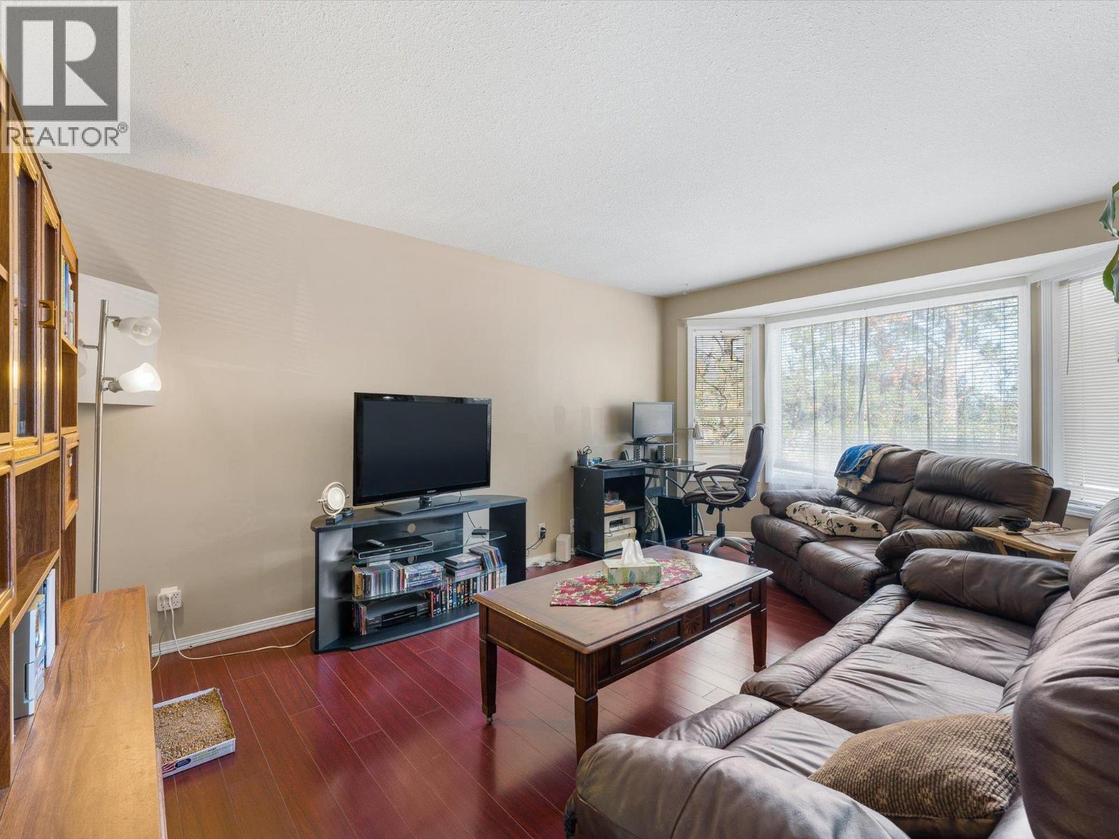 Main Living Room - 3368 Mciver Road, West Kelowna, BC