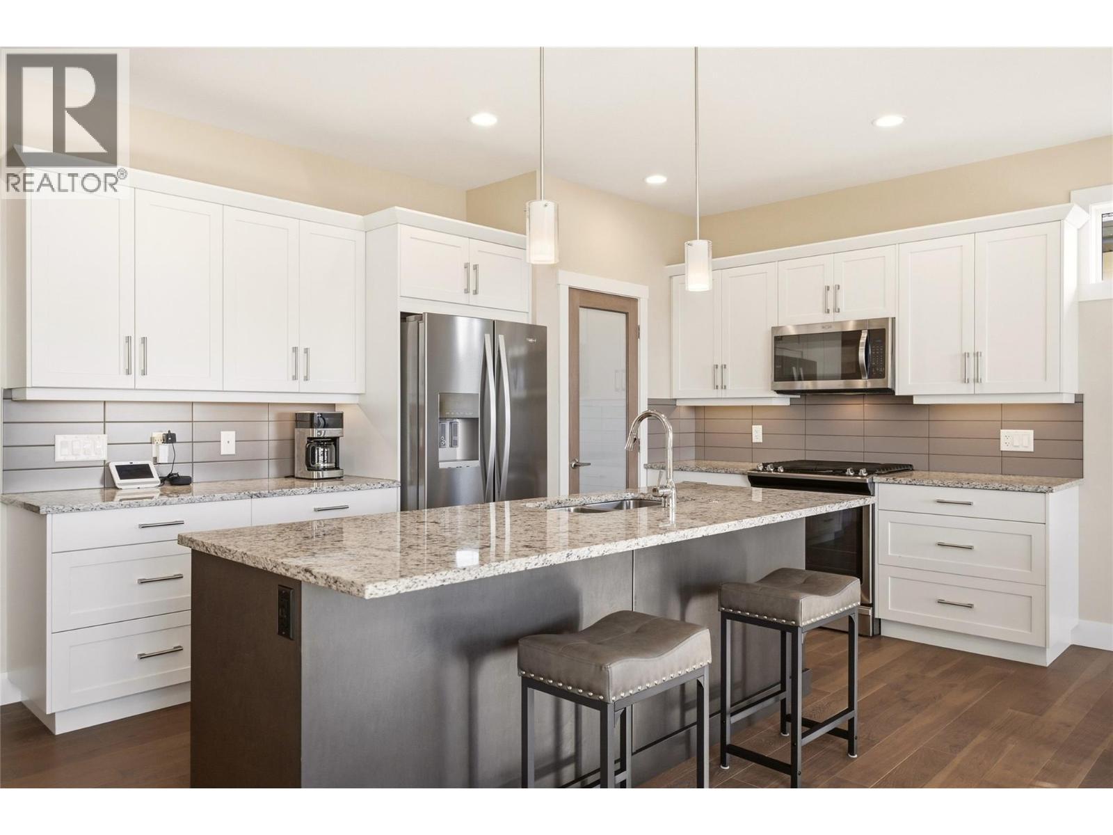 1530 Winter Lane, Kelowna, BC