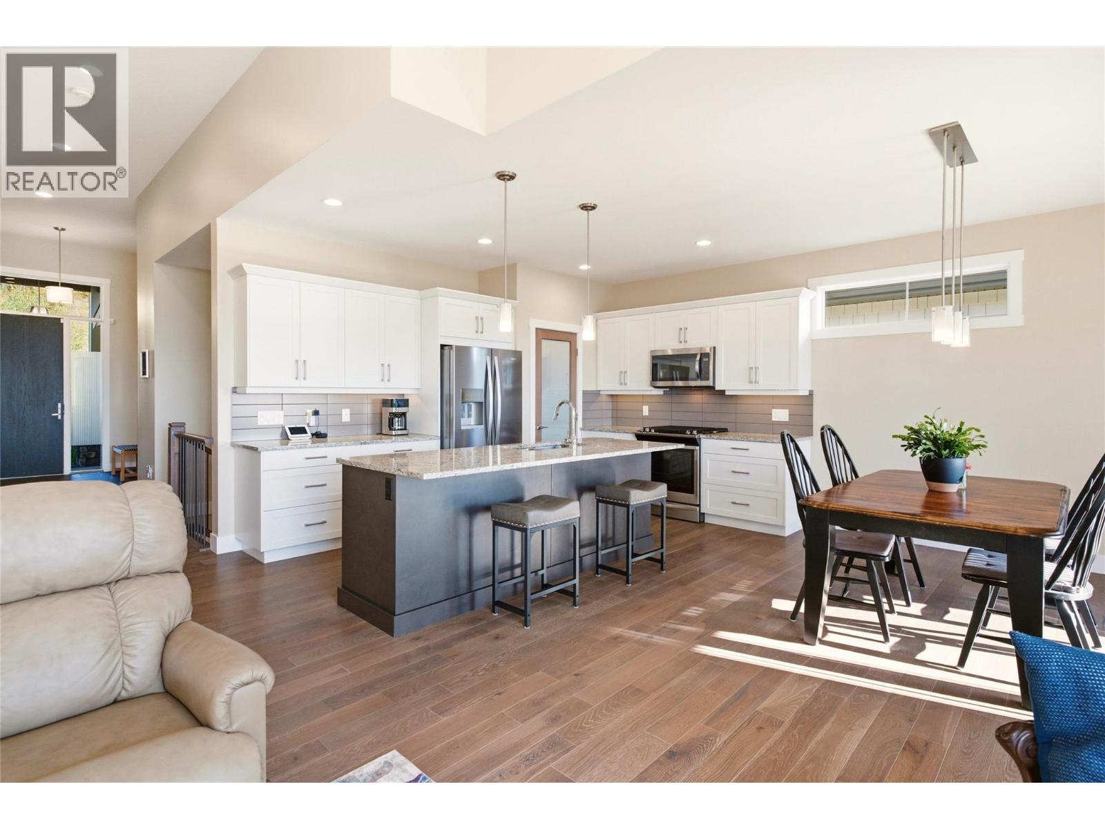1530 Winter Lane, Kelowna, BC