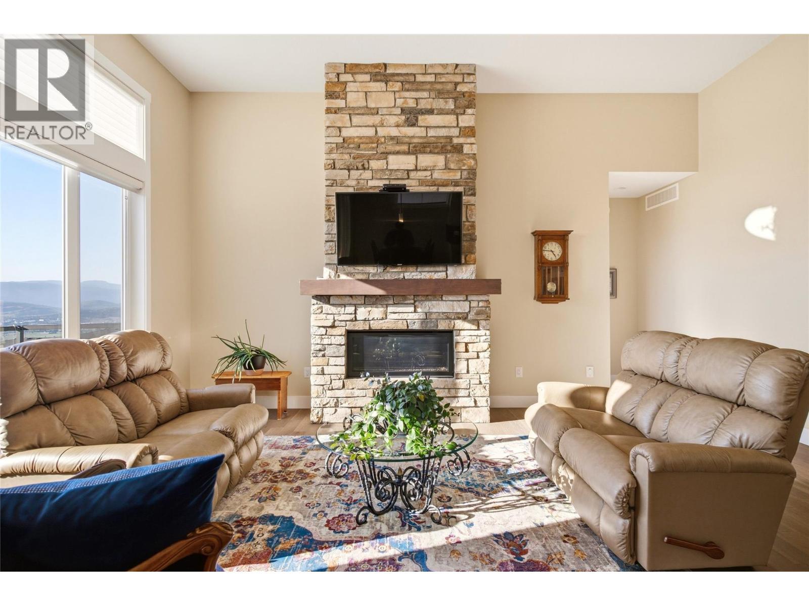 1530 Winter Lane, Kelowna, BC