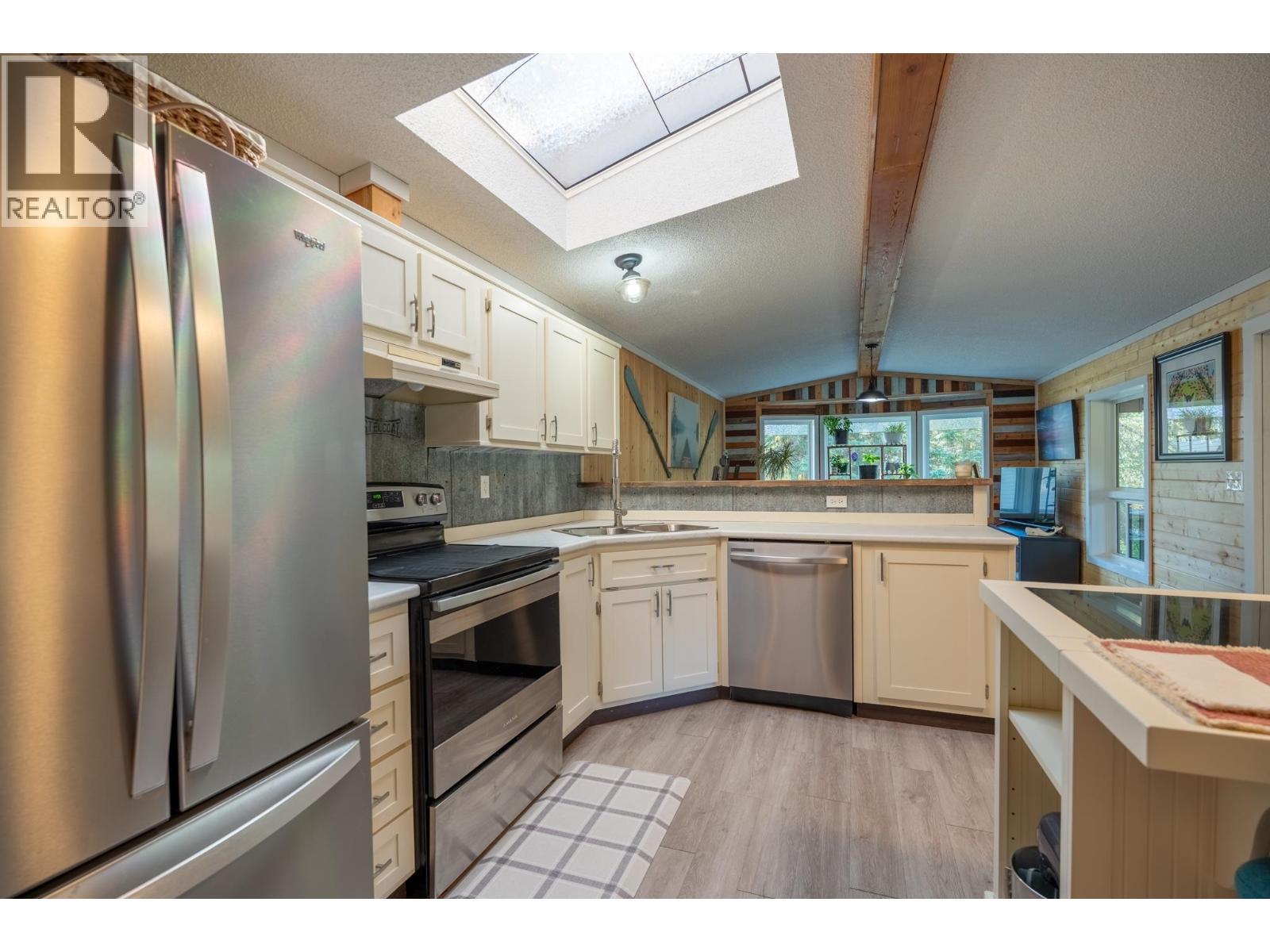 53270 Jardine Road, Cluculz Lake, BC