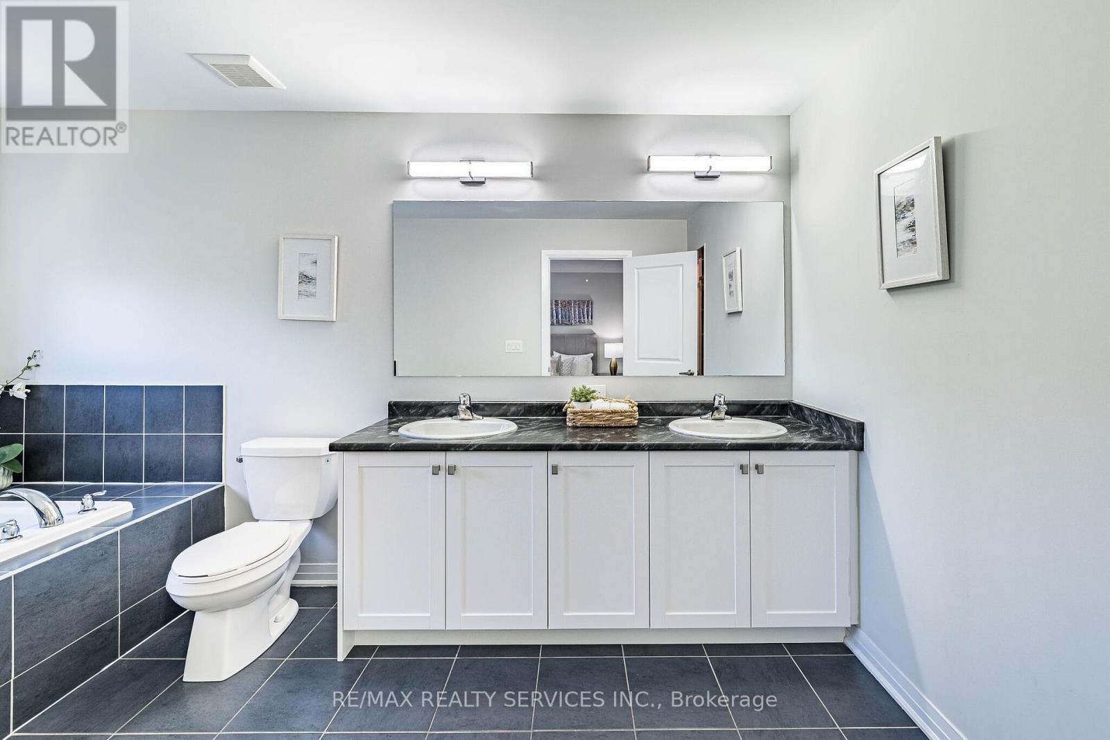 60 Brixham Lane, Brampton, ON