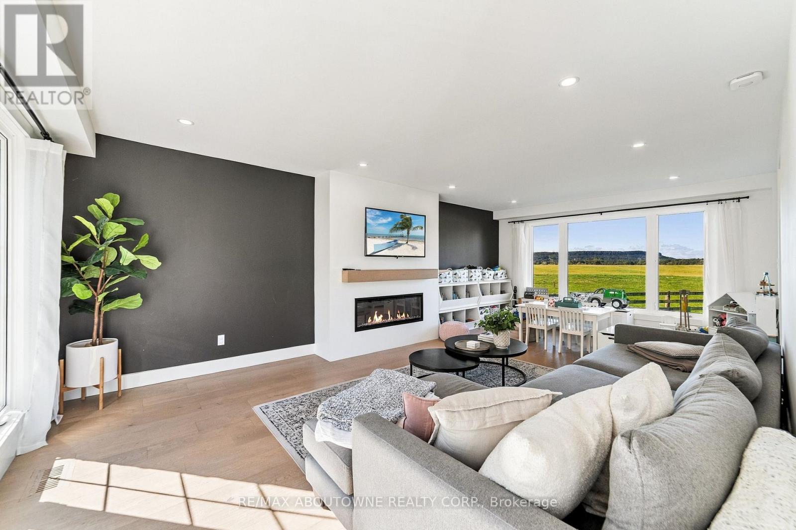 5367 2 Side Road, Milton, ON