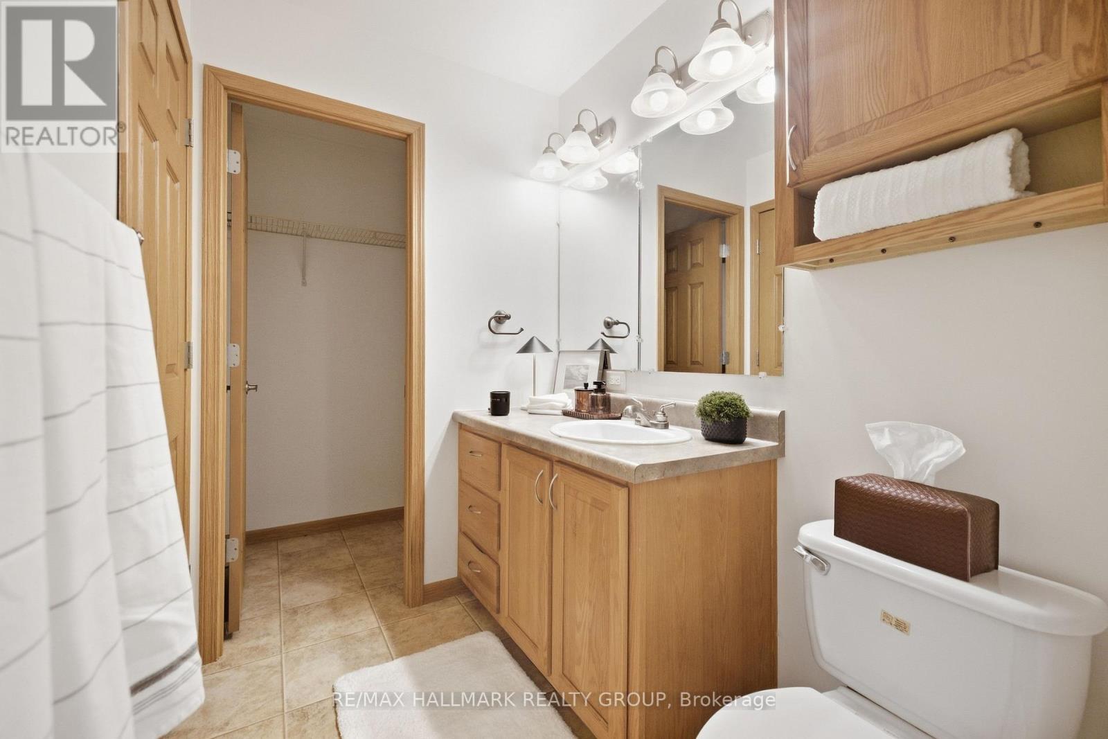 14 Pacific Avenue, Ottawa, ON