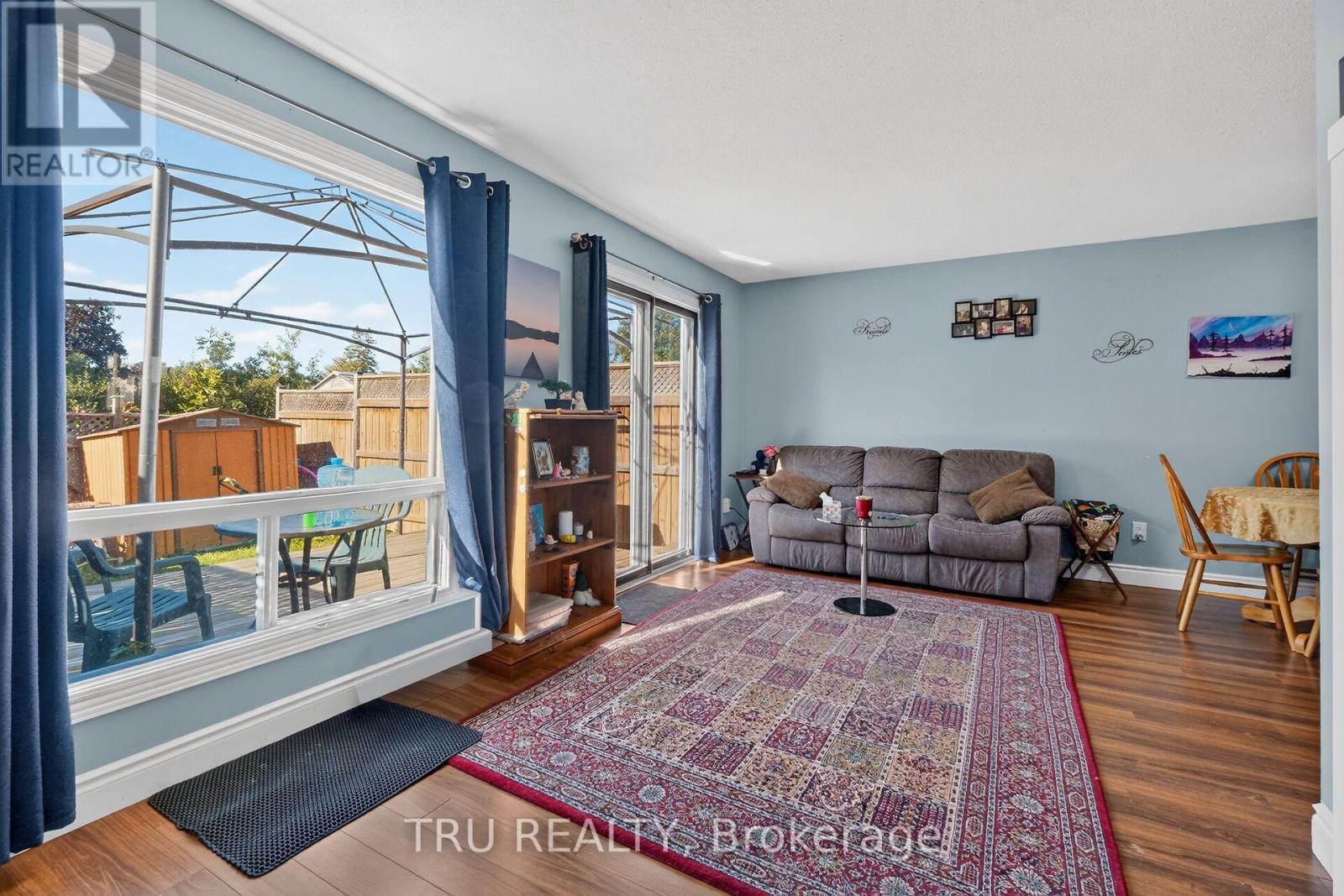369 Mockingbird Drive, Ottawa, ON