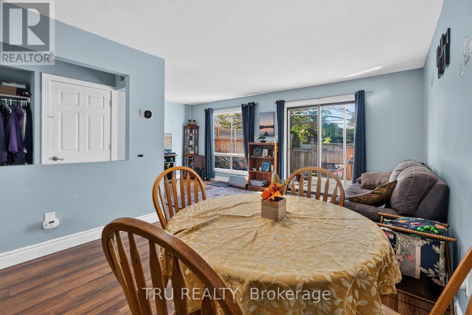 369 Mockingbird Drive, Ottawa, ON