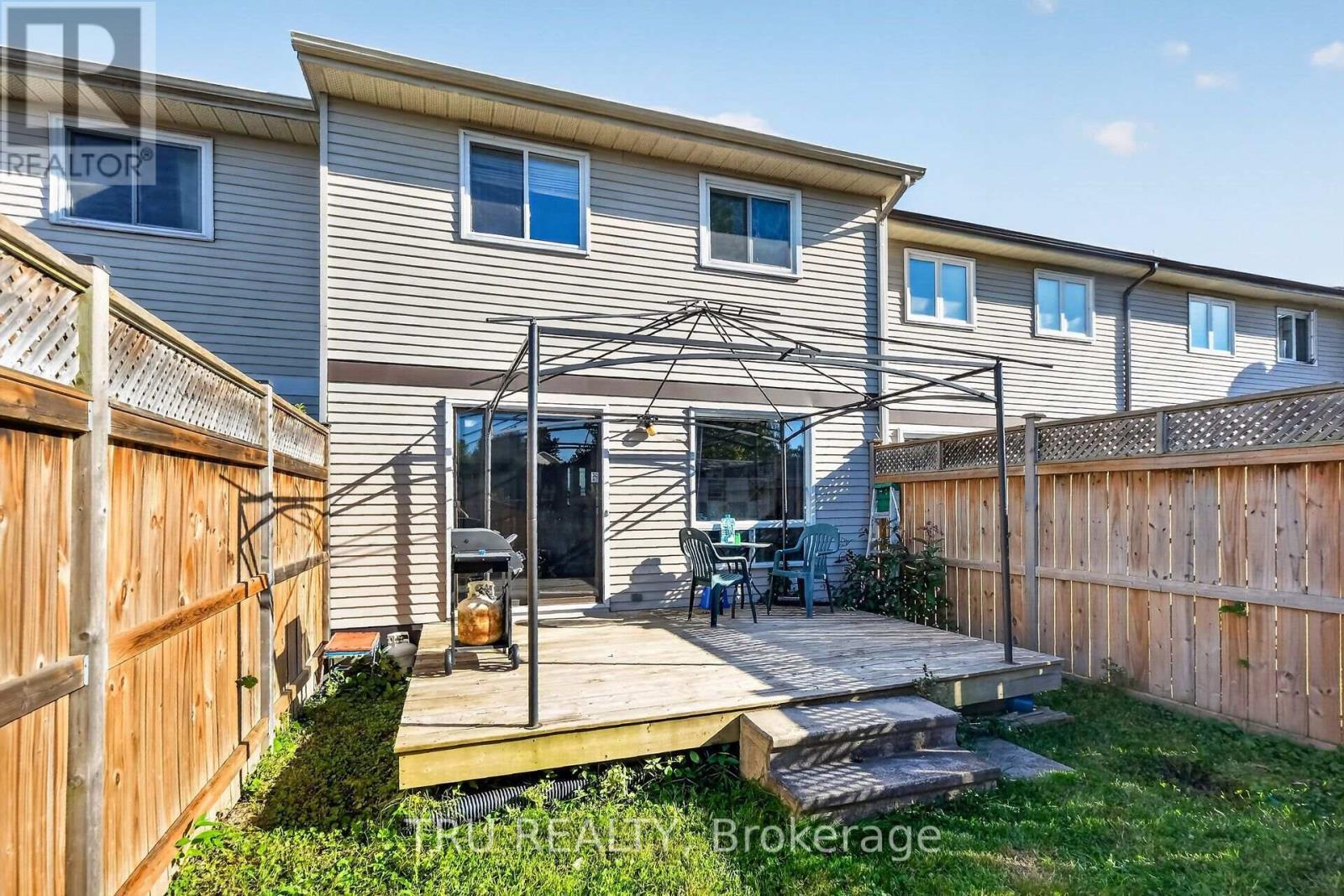 369 Mockingbird Drive, Ottawa, ON