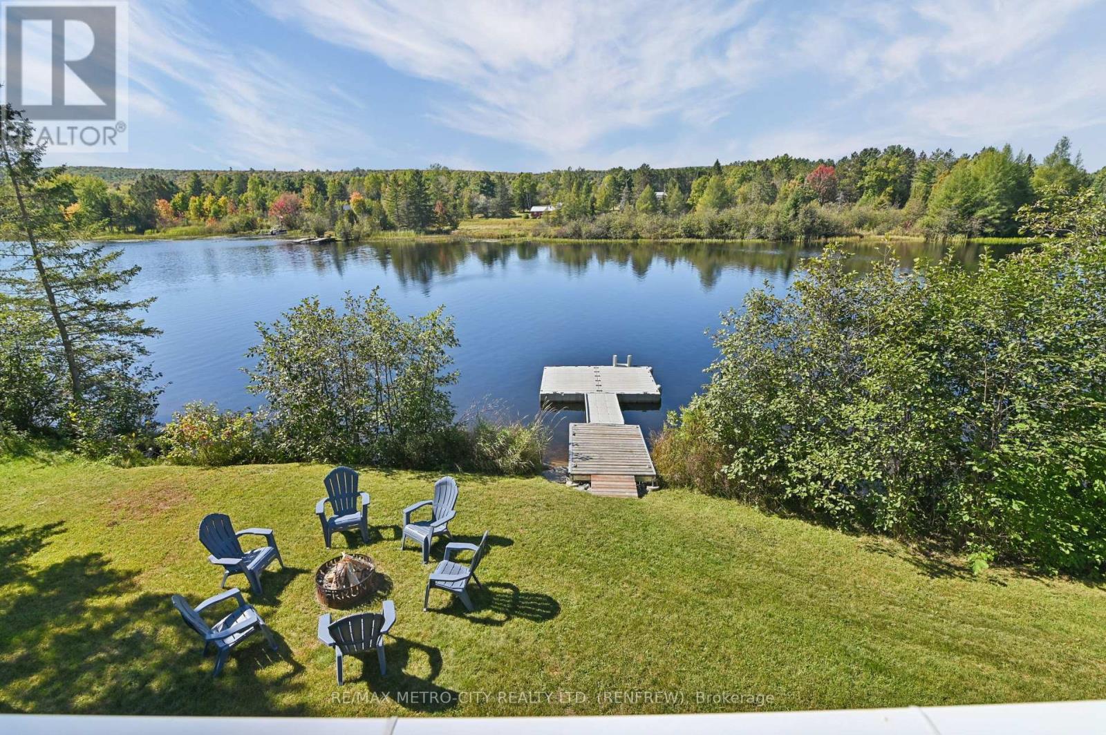 144 Flying Club Road, Greater Madawaska, ON