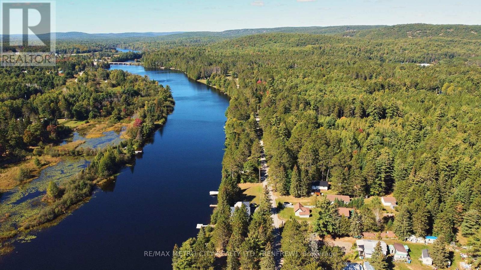 144 Flying Club Road, Greater Madawaska, ON