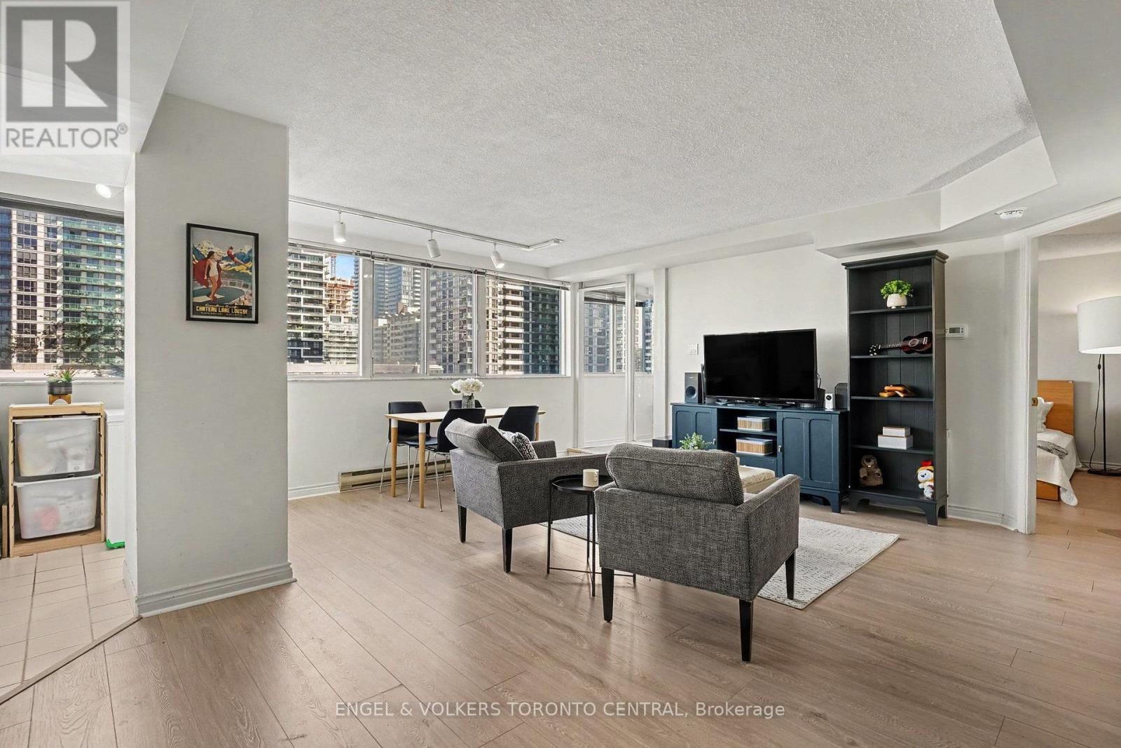 601 - 7 Broadway Avenue, Toronto, ON