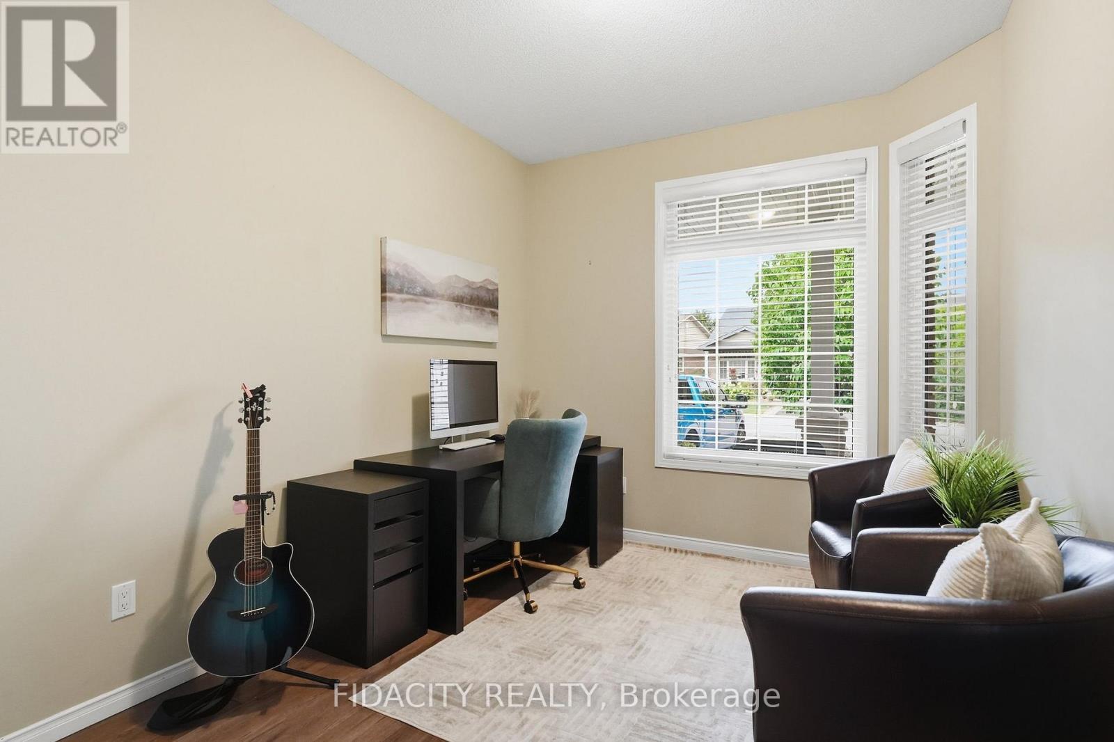 925 Burwash Landing, Ottawa, ON