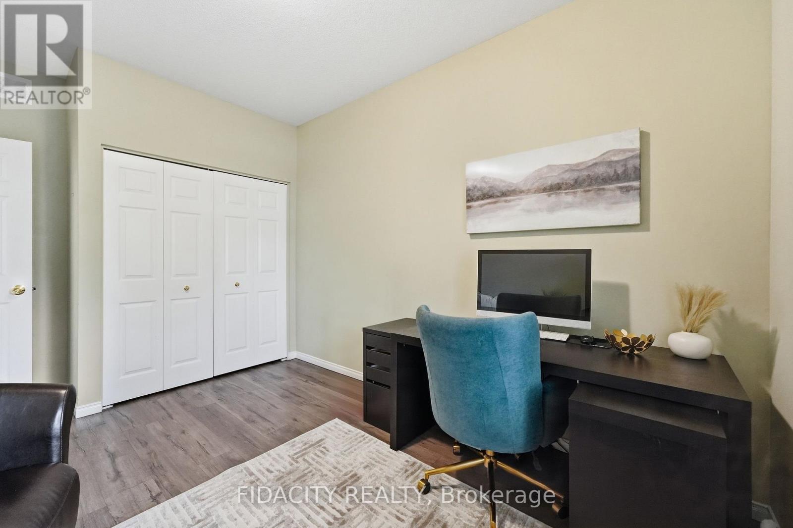 925 Burwash Landing, Ottawa, ON