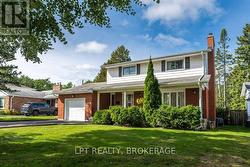 124 CAMPBELL CRESCENT Kingston (Central City West), ON K7M 1Z5