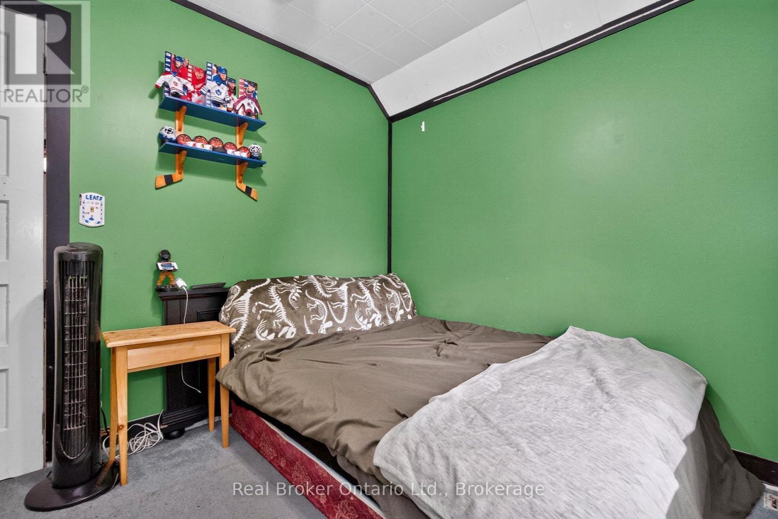 Bedroom 3 - 179 Seventh Street, Midland, ON