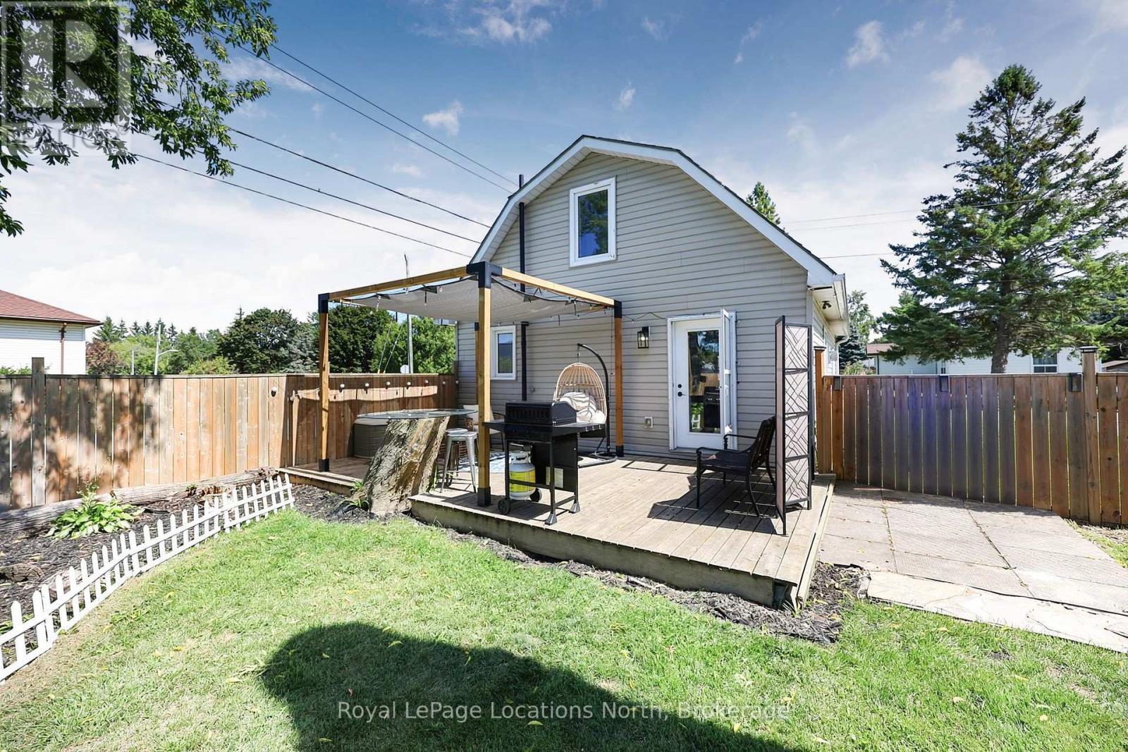 204 Sutherland Street N, Clearview (Stayner), ON