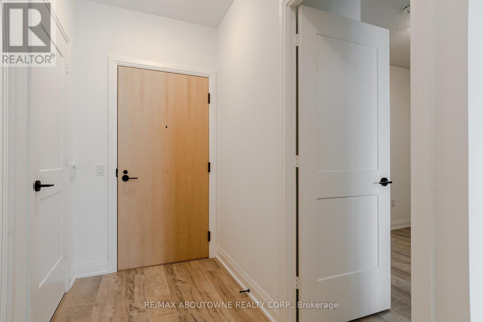 814 - 50 George Butchart Drive, Toronto, ON