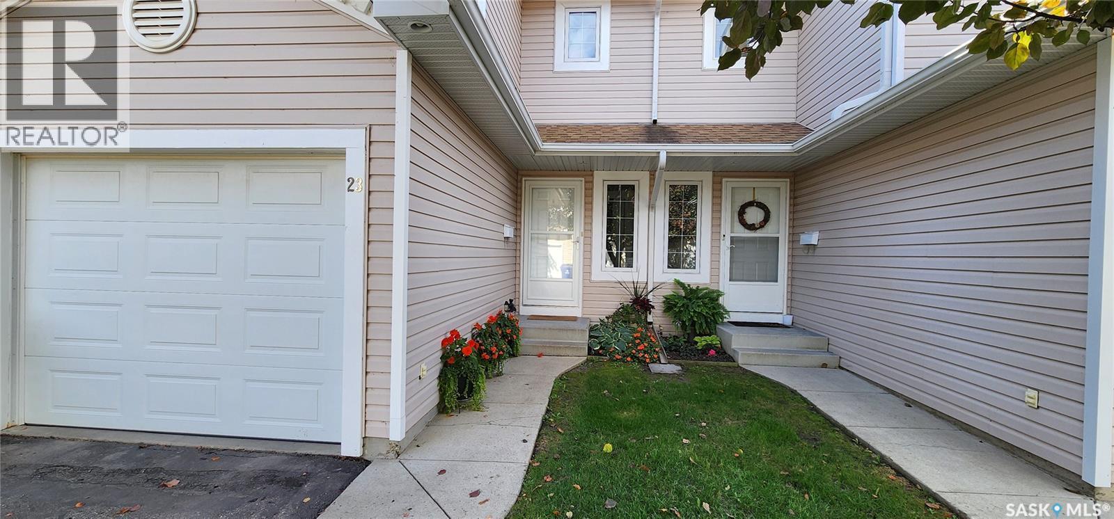 23 215 Pinehouse Drive, Saskatoon, SK