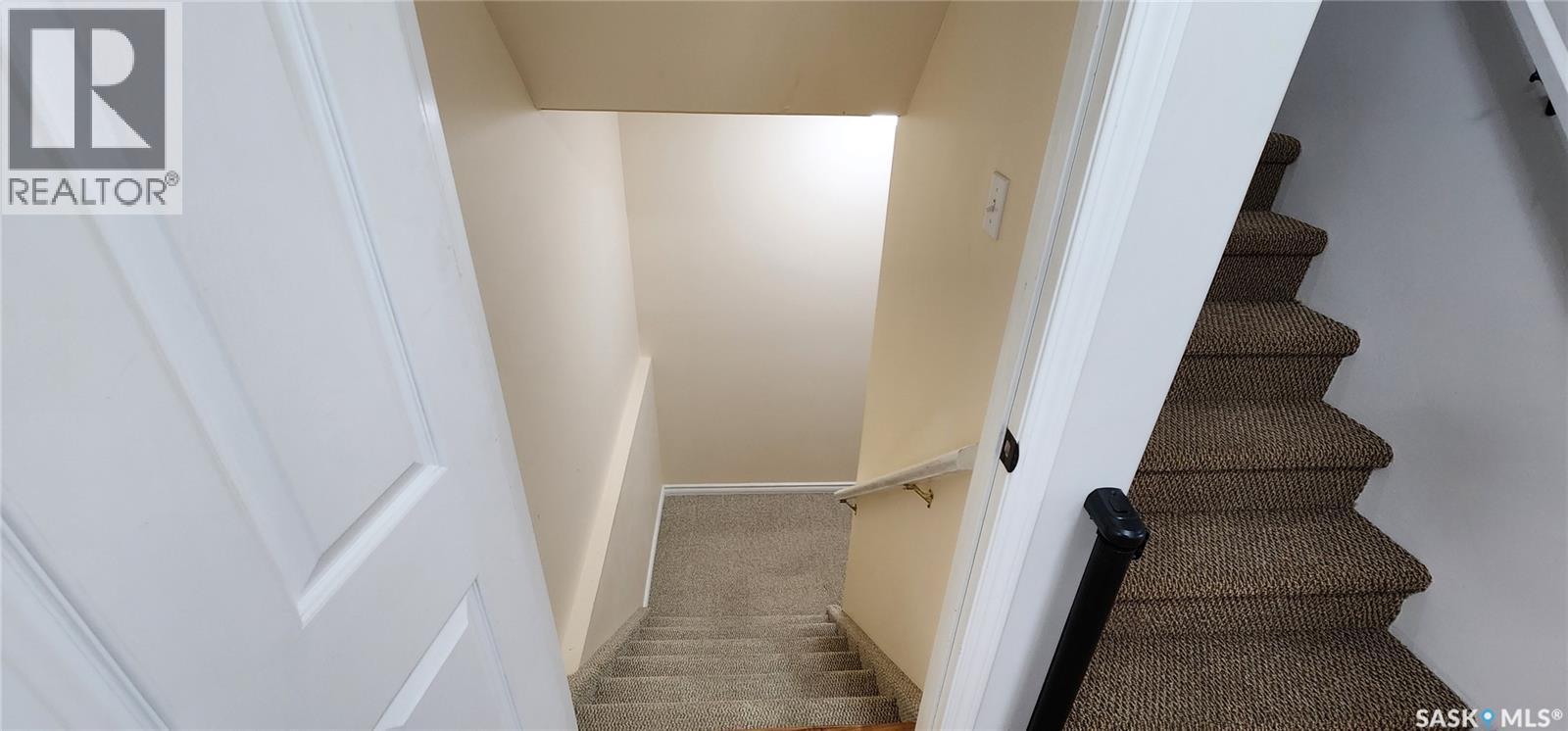 23 215 Pinehouse Drive, Saskatoon, SK