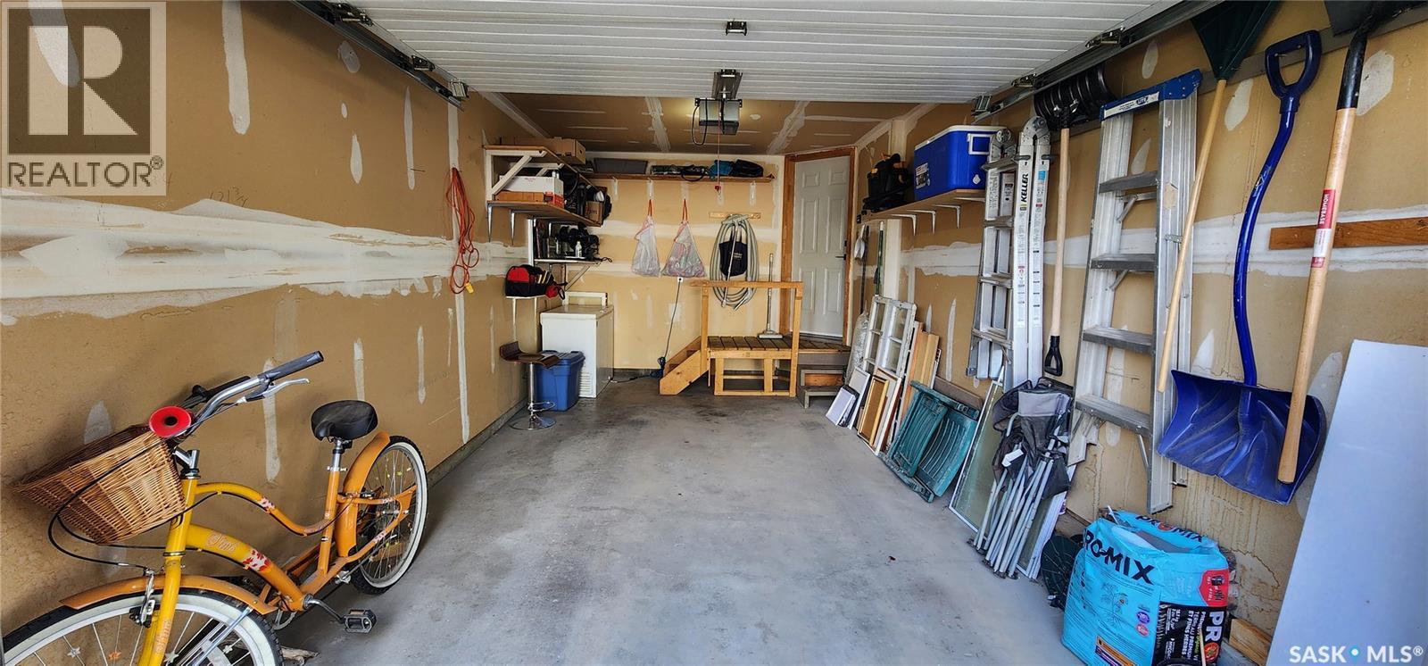 23 215 Pinehouse Drive, Saskatoon, SK