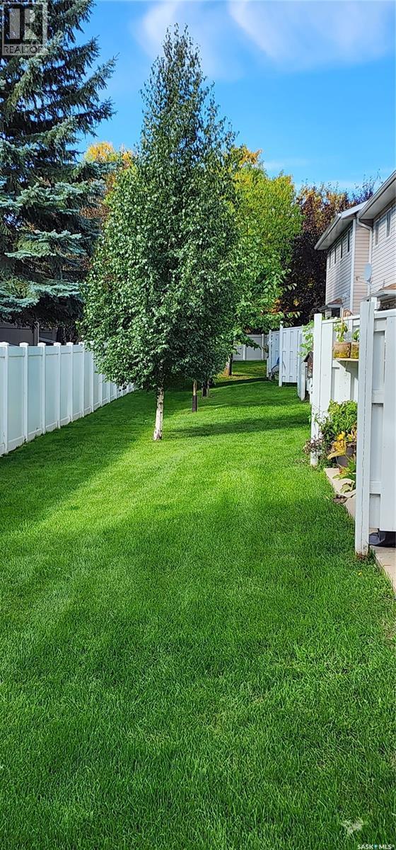 23 215 Pinehouse Drive, Saskatoon, SK