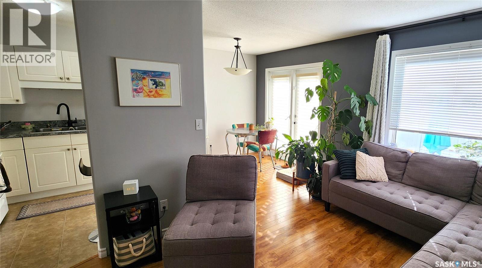 23 215 Pinehouse Drive, Saskatoon, SK