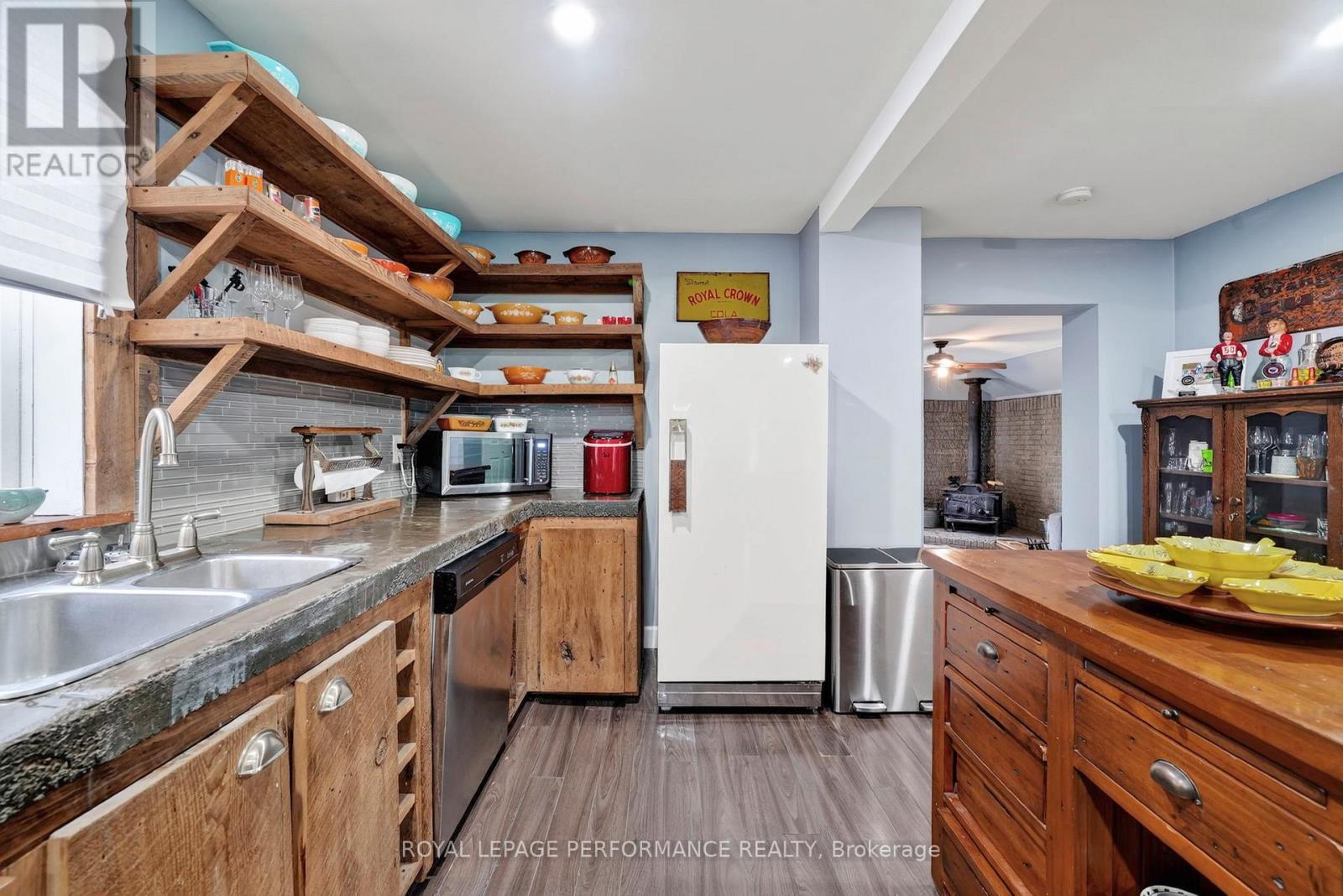 16330 Fairview Drive, North Stormont, ON