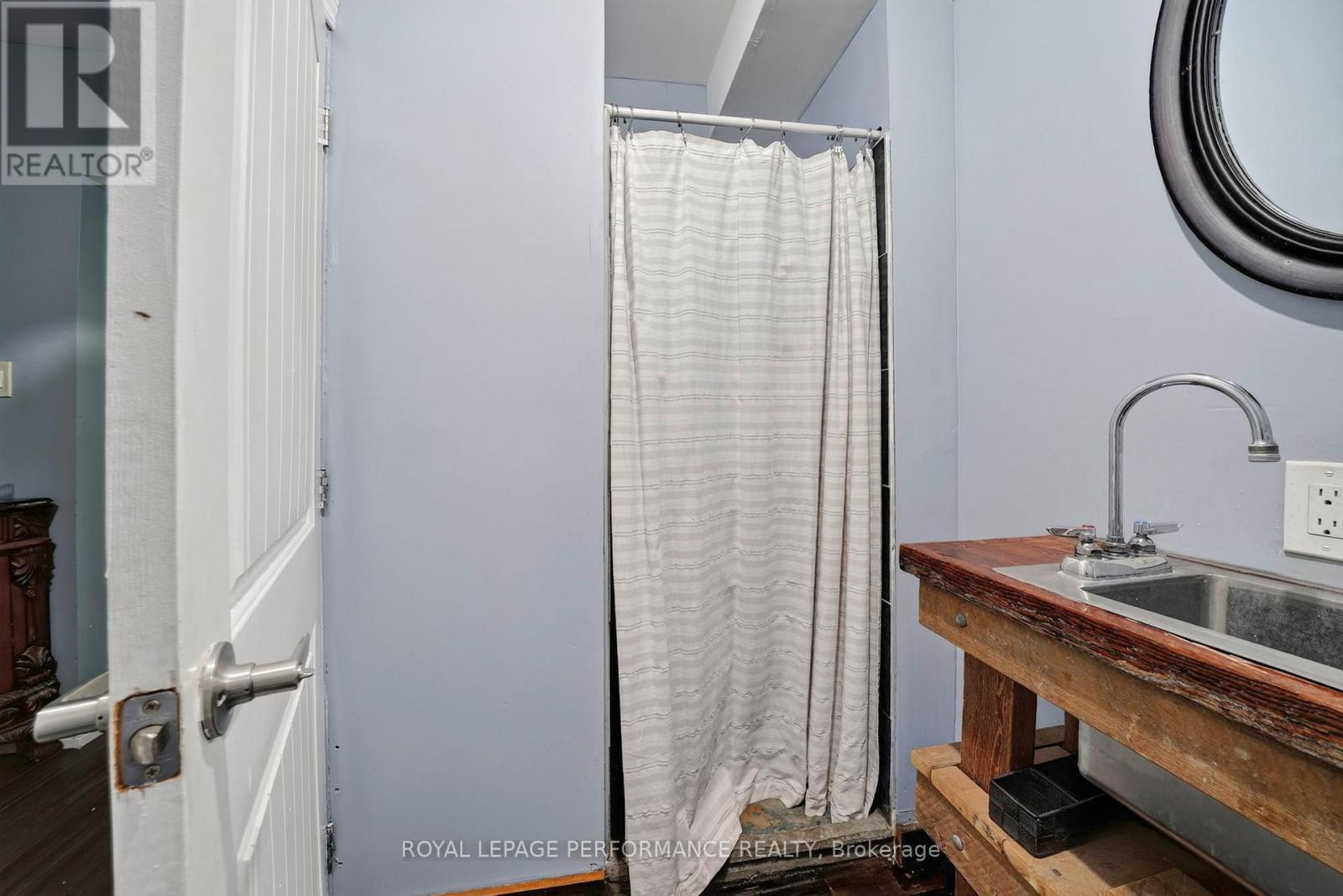 16330 Fairview Drive, North Stormont, ON
