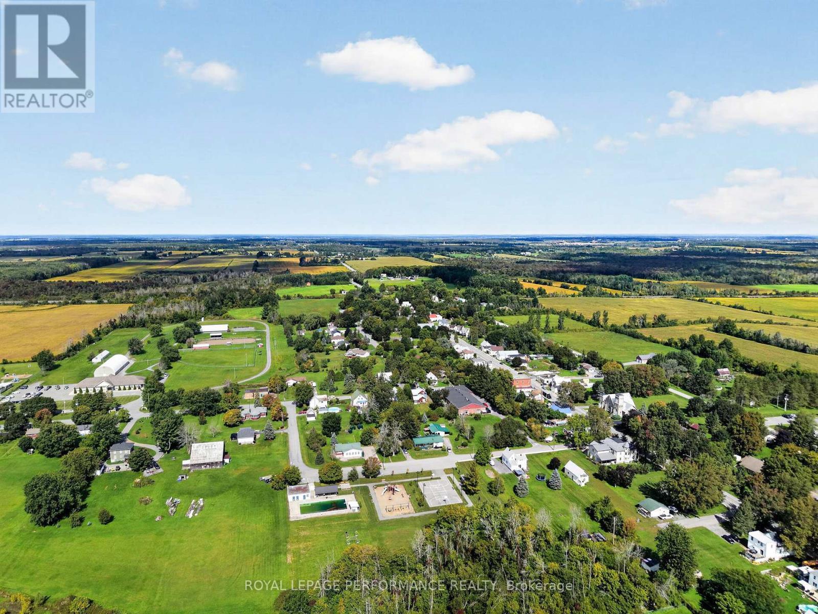 16330 Fairview Drive, North Stormont, ON