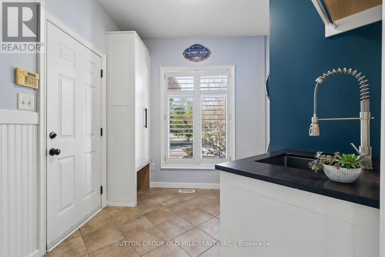7 Rolling Meadow Drive, Caledon, ON