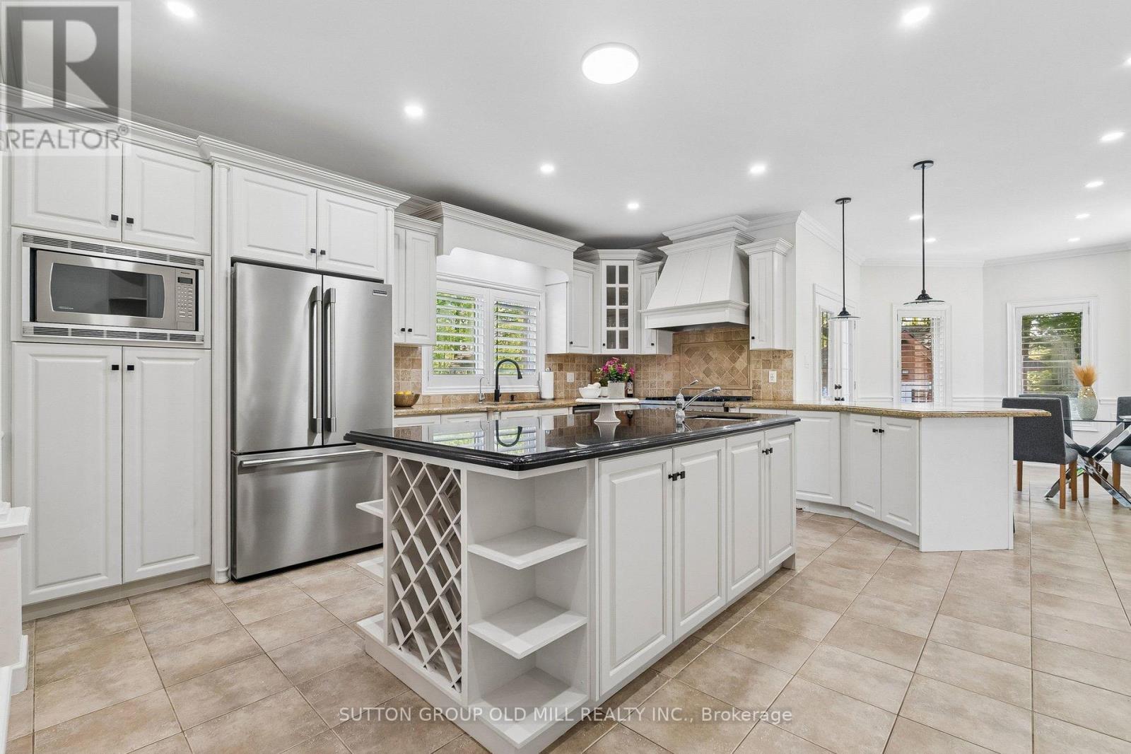 7 Rolling Meadow Drive, Caledon, ON