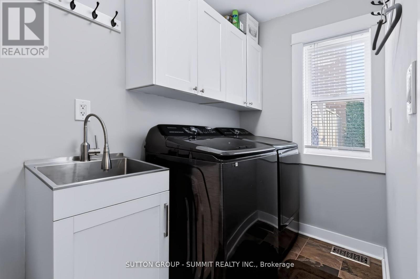 659 Cherrywood Drive, Burlington, ON