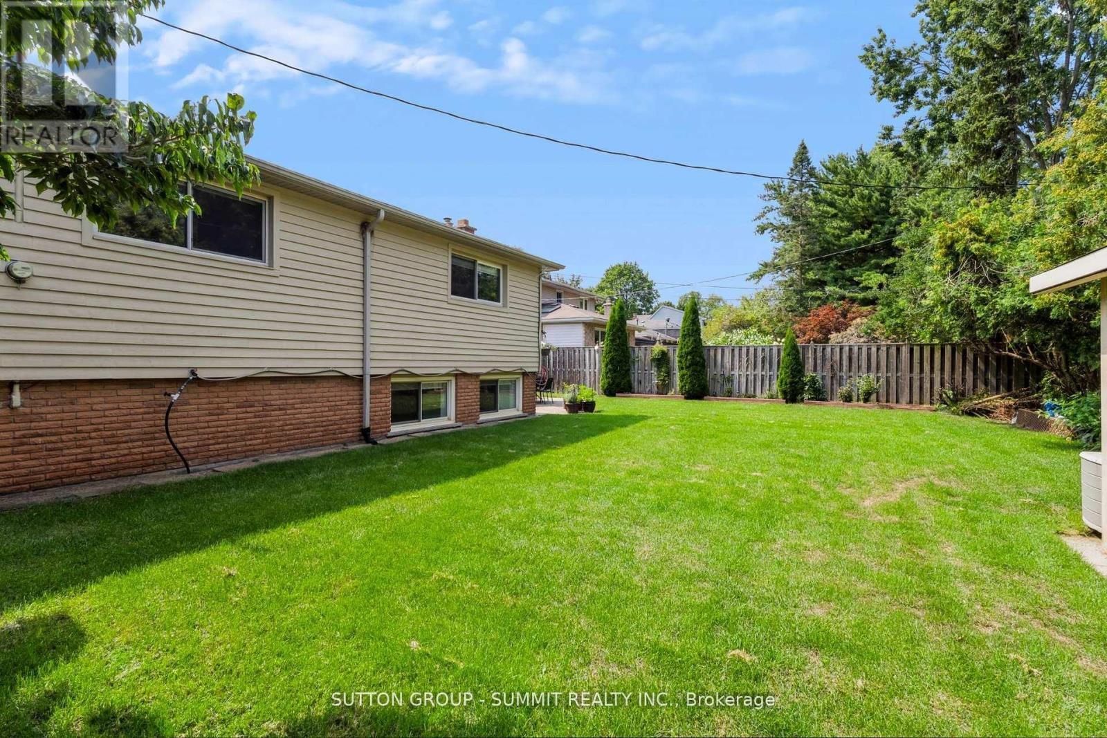 659 Cherrywood Drive, Burlington, ON