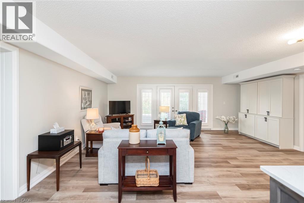 908 Mohawk Road E Unit# 303, Hamilton, ON