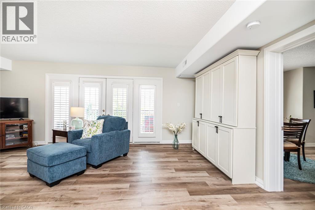 908 Mohawk Road E Unit# 303, Hamilton, ON