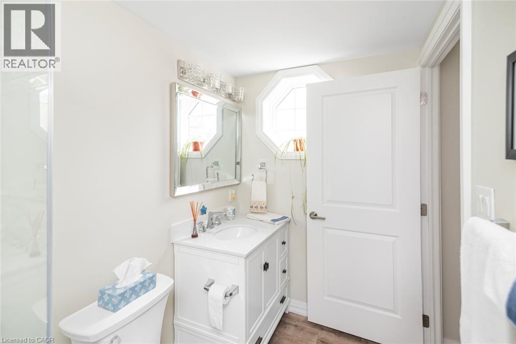 908 Mohawk Road E Unit# 303, Hamilton, ON