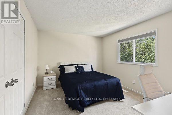 19 Peachtree Crescent, Clarington, ON