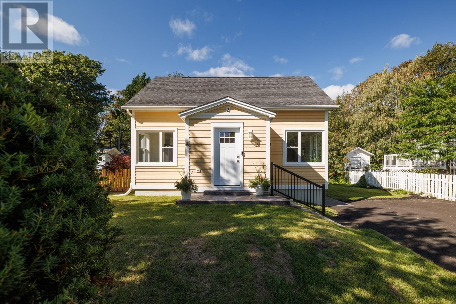2 Milbanke Street, St. John'S, NL