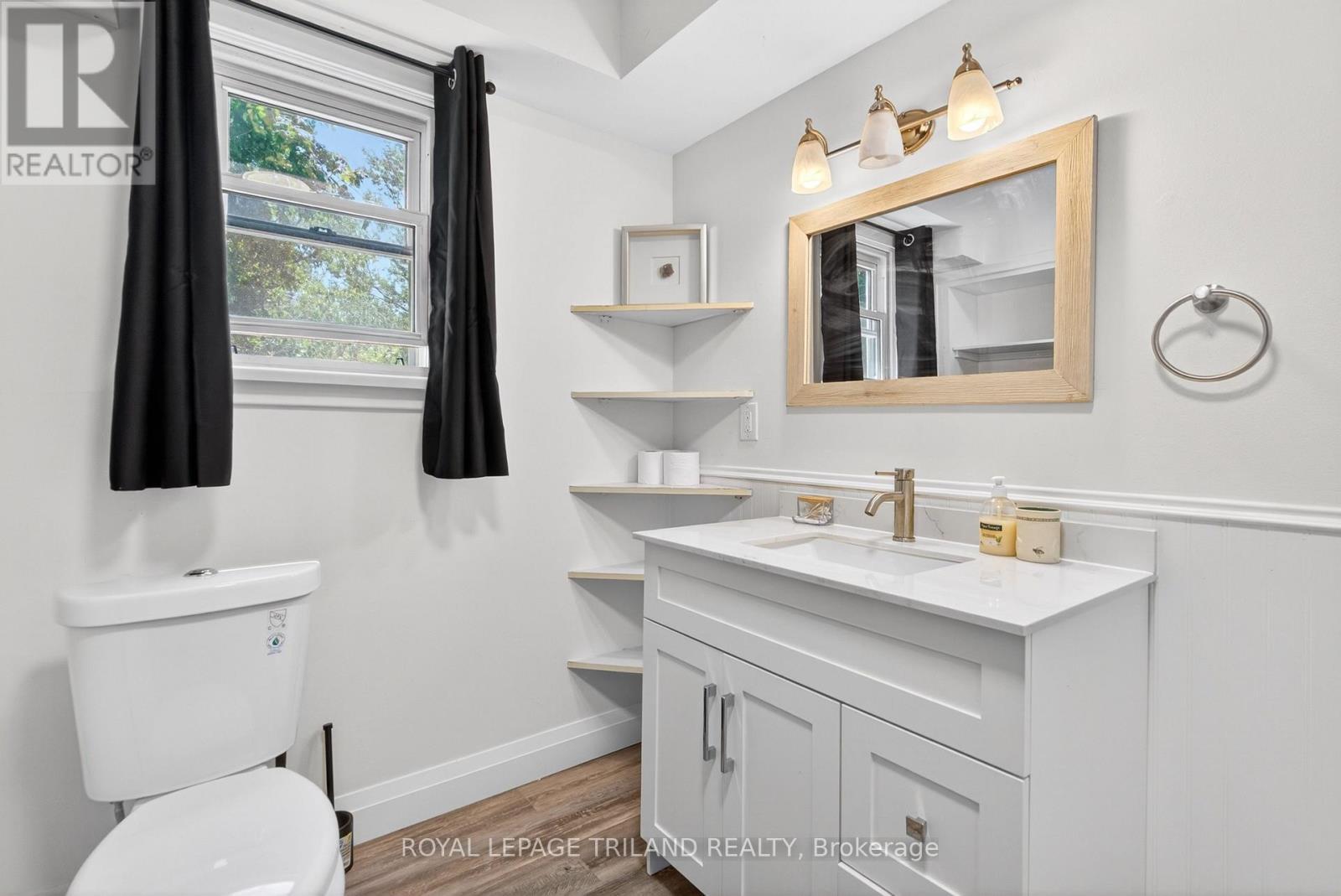 1223 Sunningdale Road E, London North (North C), ON