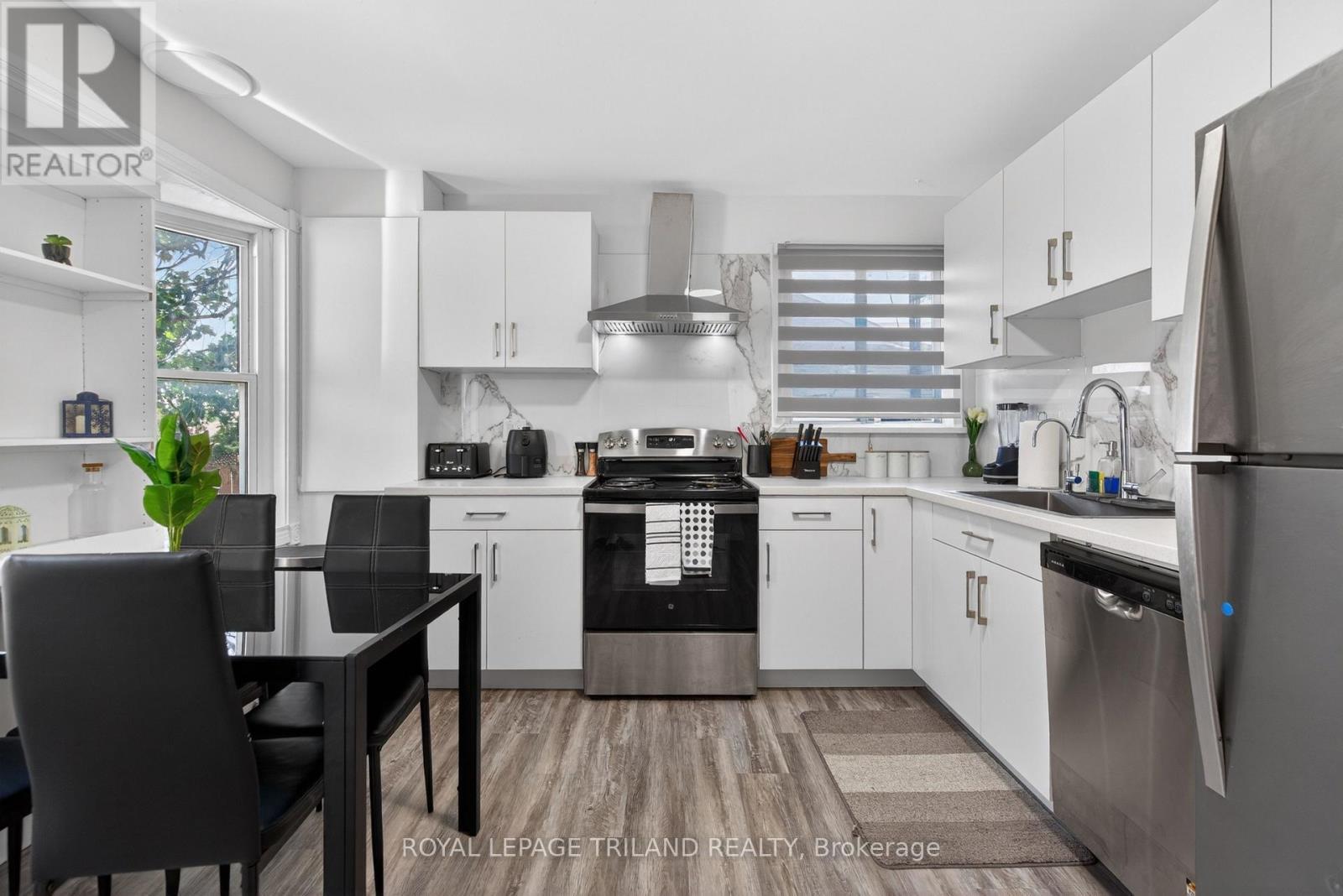 1223 Sunningdale Road E, London North (North C), ON