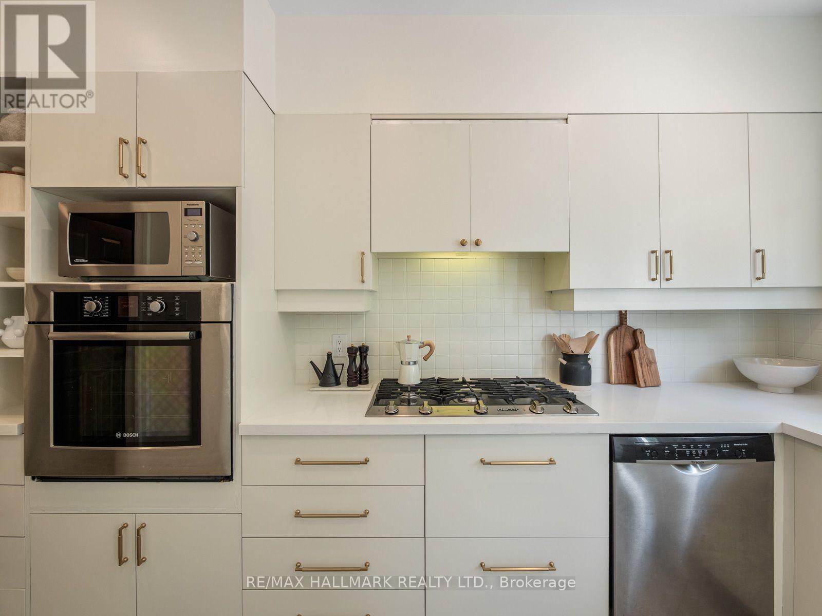 84 De Grassi Street, Toronto, ON