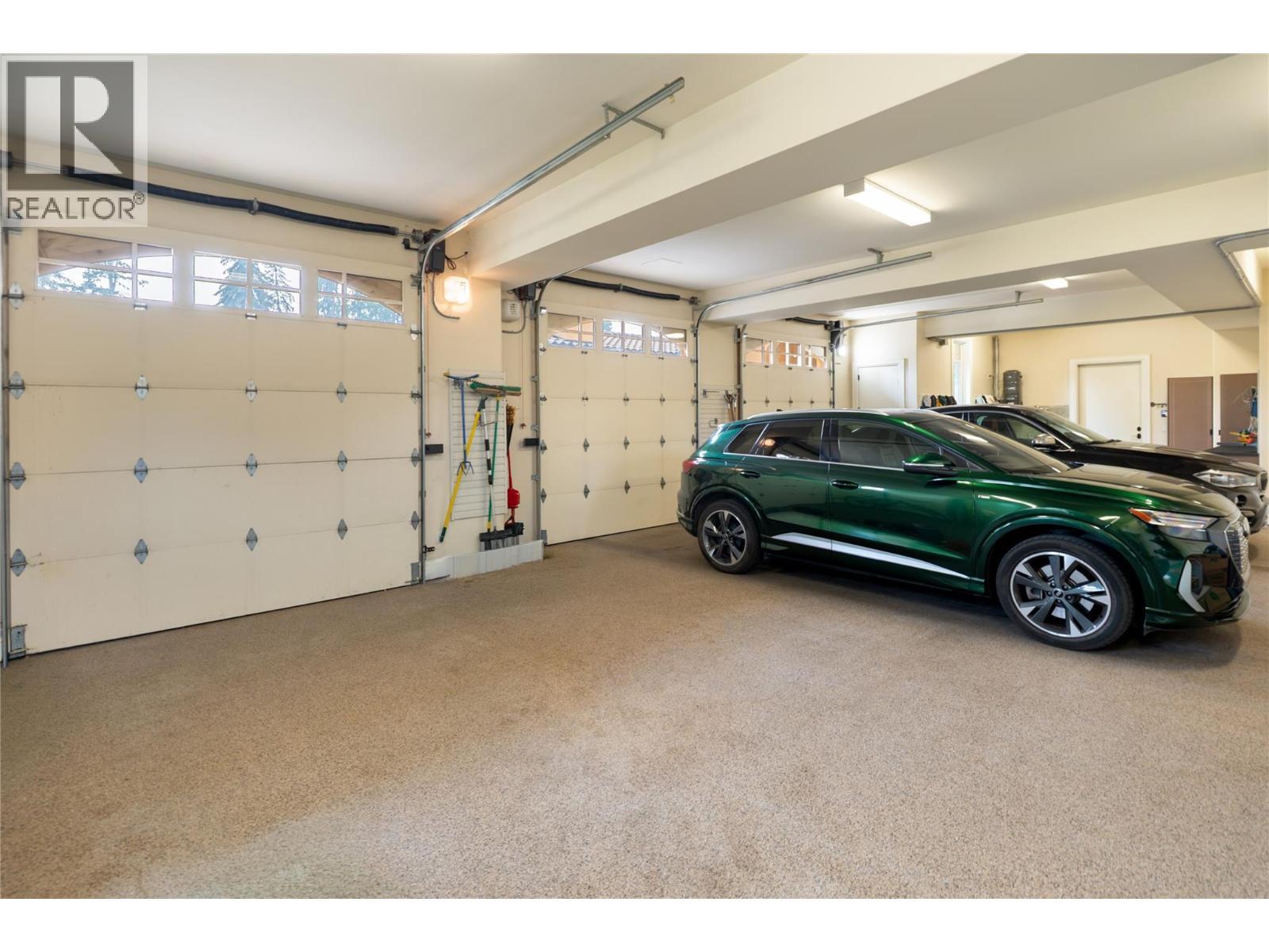 4388 Hobson Road, Kelowna, BC