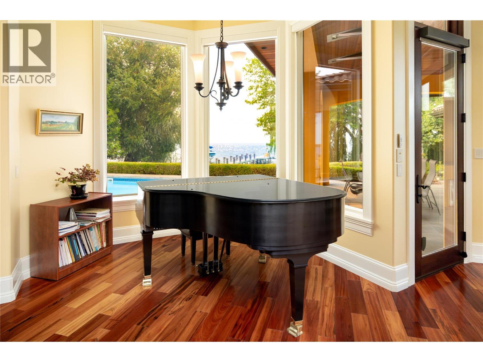 4388 Hobson Road, Kelowna, BC