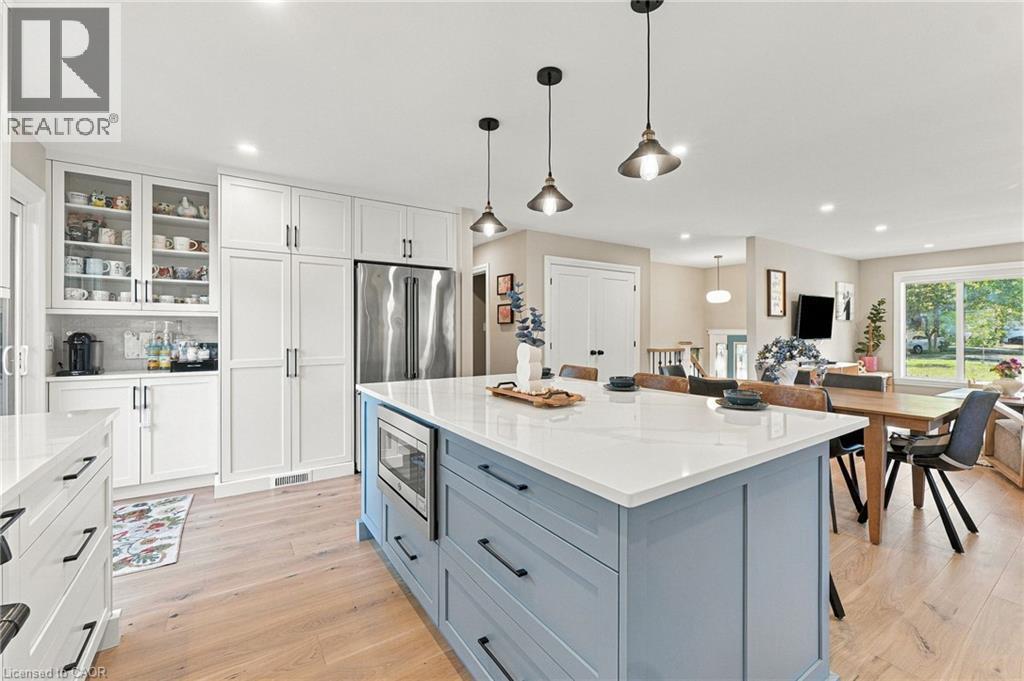 1060 Dowland Crescent, Burlington, ON