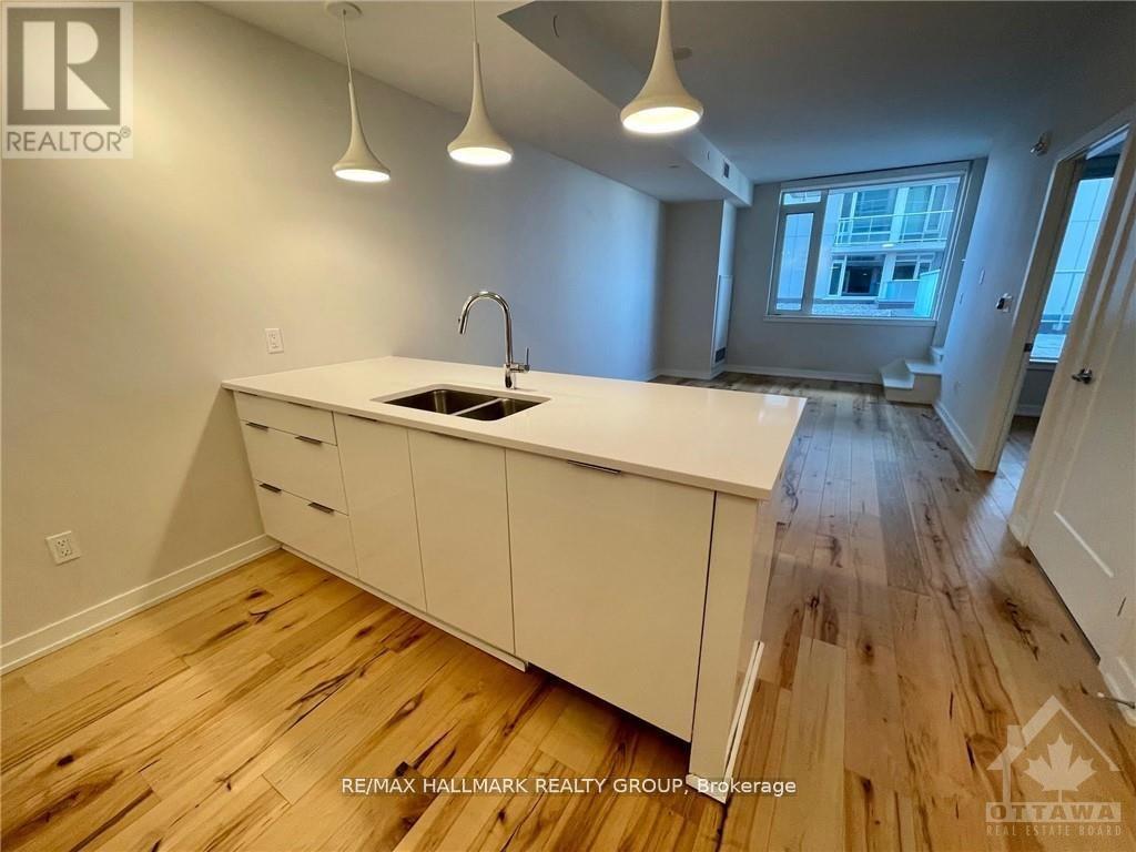 312 - 530 De Mazenod Avenue, Ottawa, ON