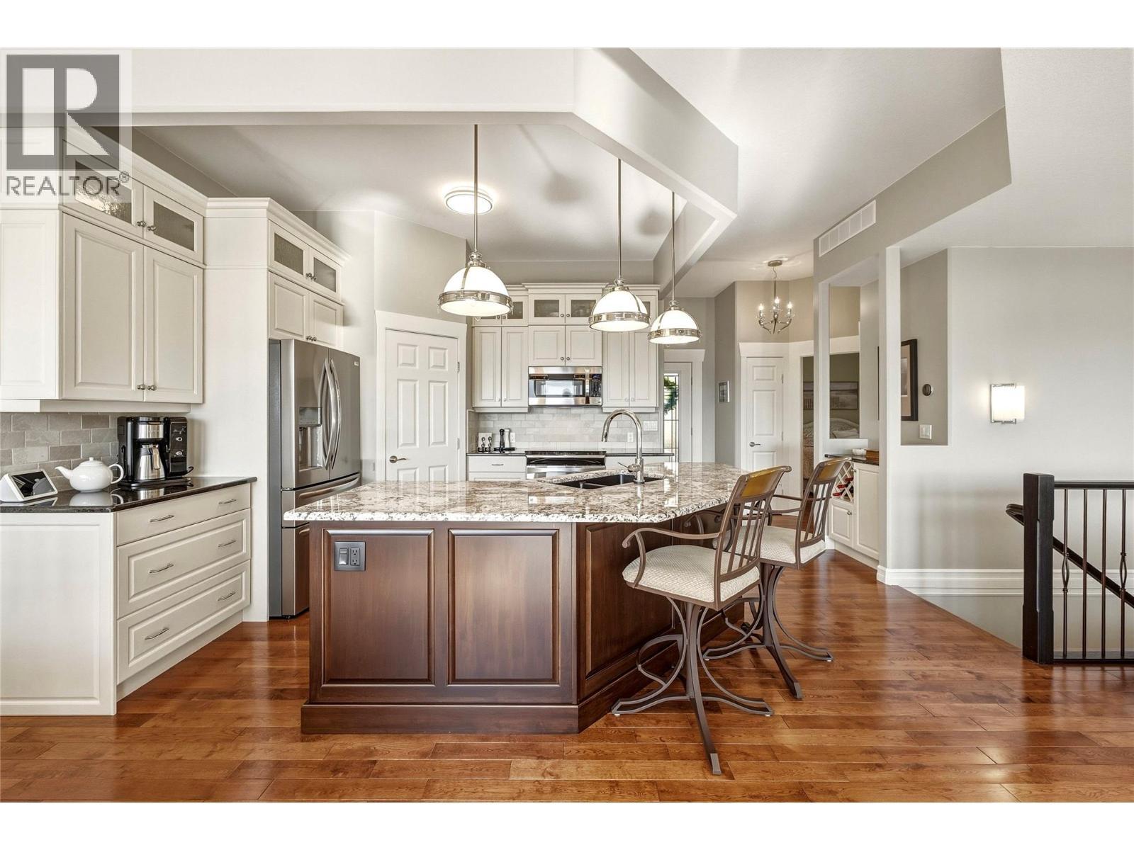 642 Mountain Drive, Vernon, BC