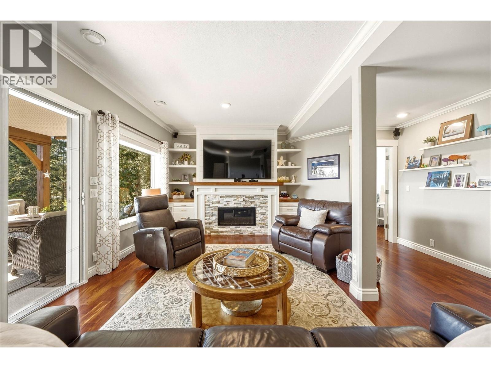 642 Mountain Drive, Vernon, BC