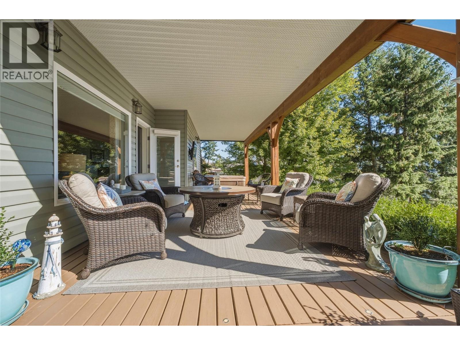 642 Mountain Drive, Vernon, BC