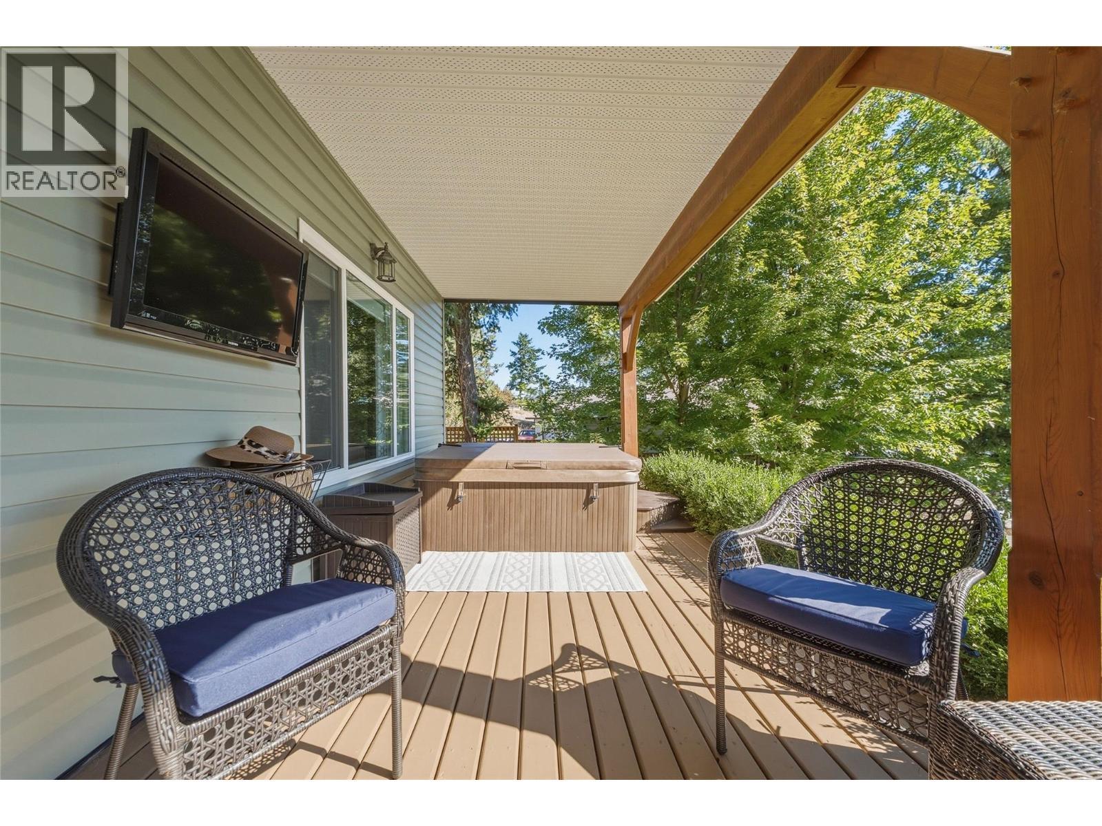 642 Mountain Drive, Vernon, BC