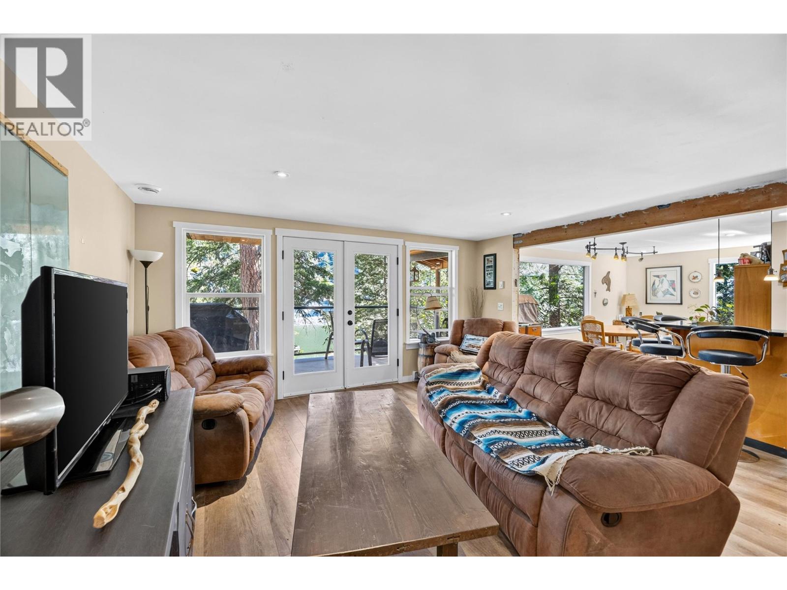 199 Farleigh Lake Road, Penticton, BC