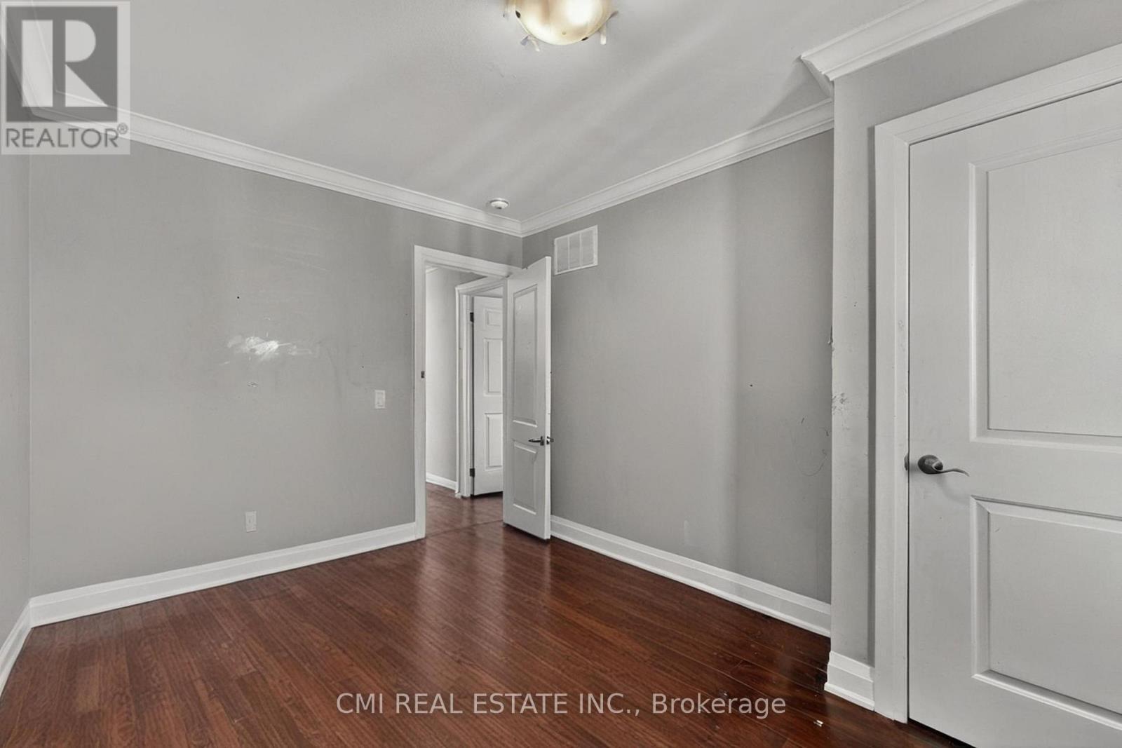 20 Jeavons Avenue, Toronto, ON